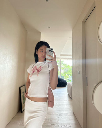 [Blackpink Jennie Worn] Ronron Double Ribbon Slim Crop T-Shirt