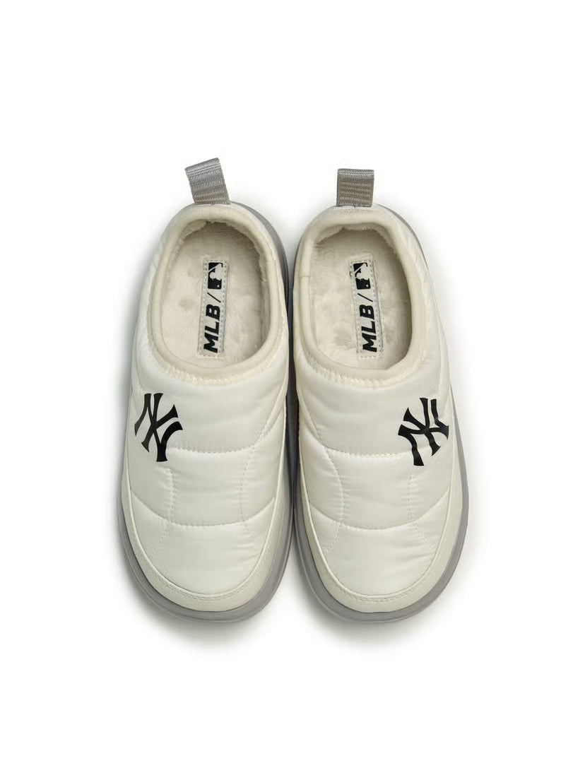 MLB Curve Padded Slip-On New York Yankees