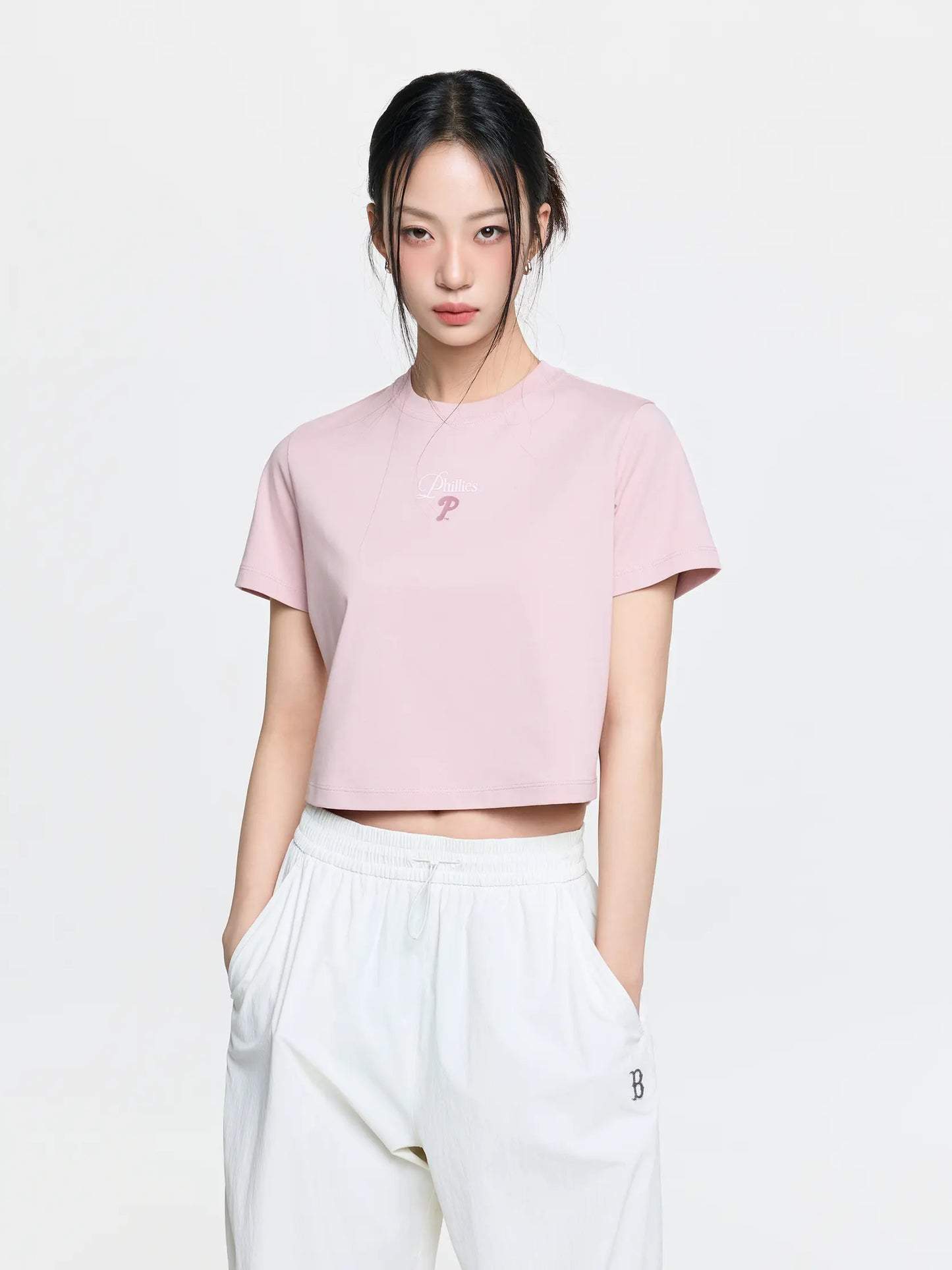 [Aespa Karina Worn] 26 Summer MLB Women's Sheriff Logo Point Comfortable Crop Short Sleeve T-Shirt