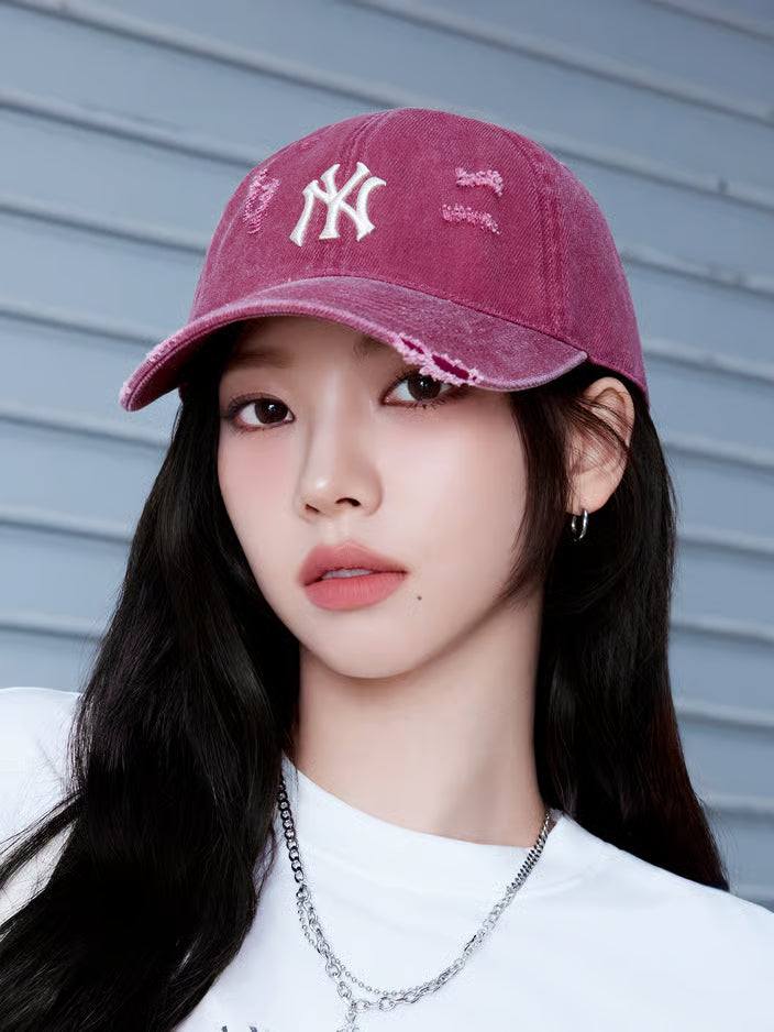 [Aespa Karina Pick] 26SS MLB Damage Washed Unstructured Ball Cap New York Yankees