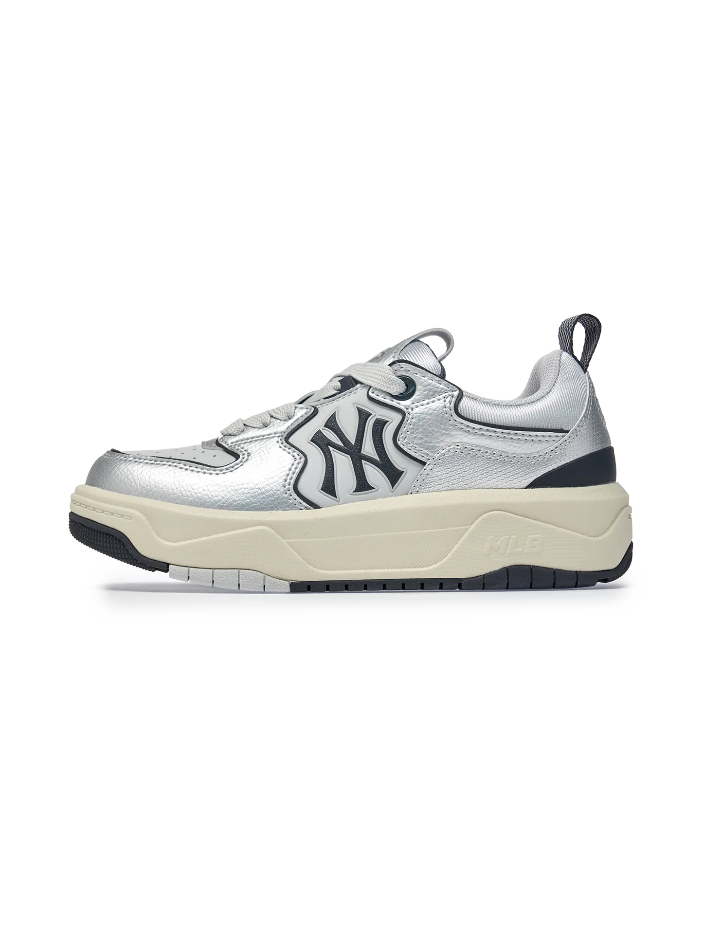[Aespa Karina Worn] 26 Summer MLB Curve Liner Sneakers