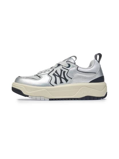 [Aespa Karina Worn] 26 Summer MLB Curve Liner Sneakers