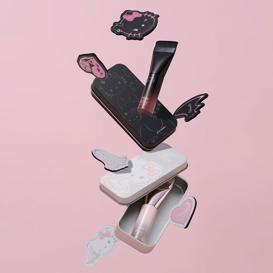 Fillimilli x Hello Kitty Angel & Devil Mini Spatula Brush 828 (with Tin Case + 3 Magnets)