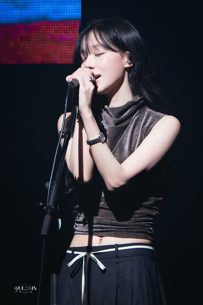 Andneeds Velour High-Neck Sleeveless