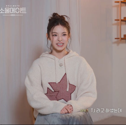 [Izna Mai Worn] Wai kei Big Star Check Applique Hooded Knit