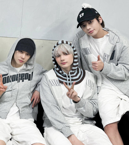 [TXT Hueningkai Worn] Waikei Stripe Star Balaclava
