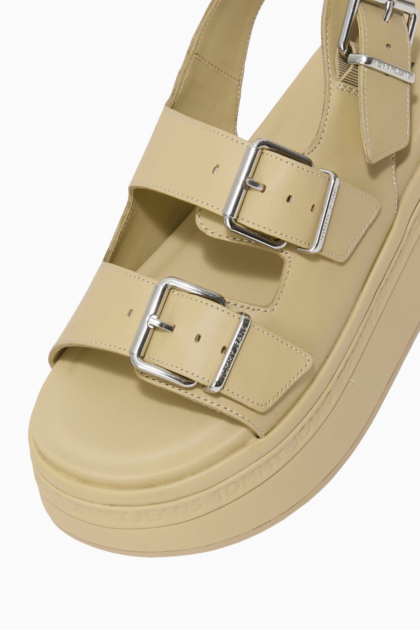 [Ive wonyoung Worn] Tommy Jeans Sia Platform Sandals