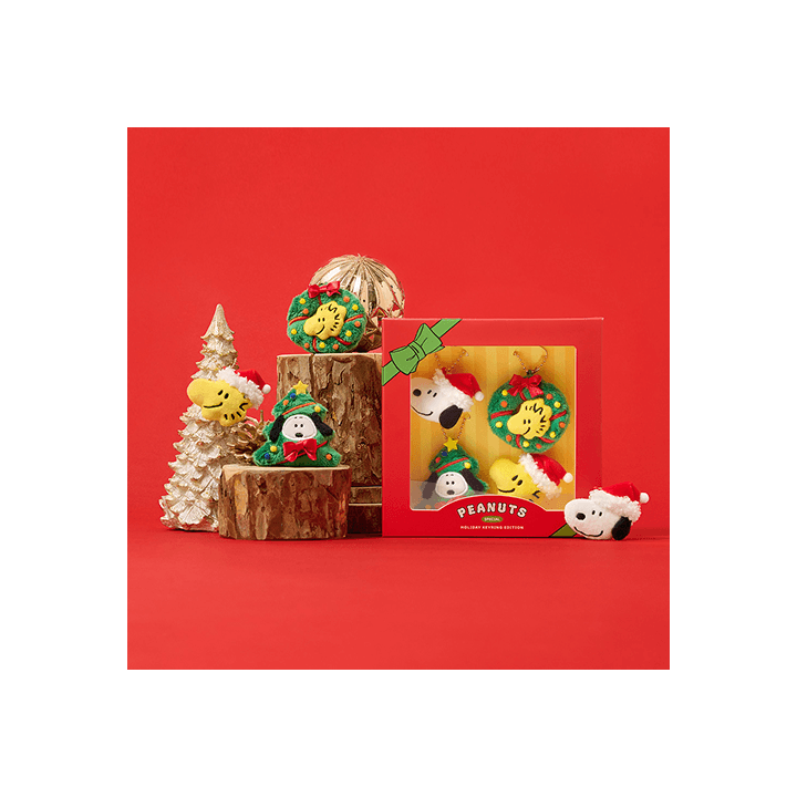 Snoopy The Peanuts Holiday Collection - Season’s Greetings