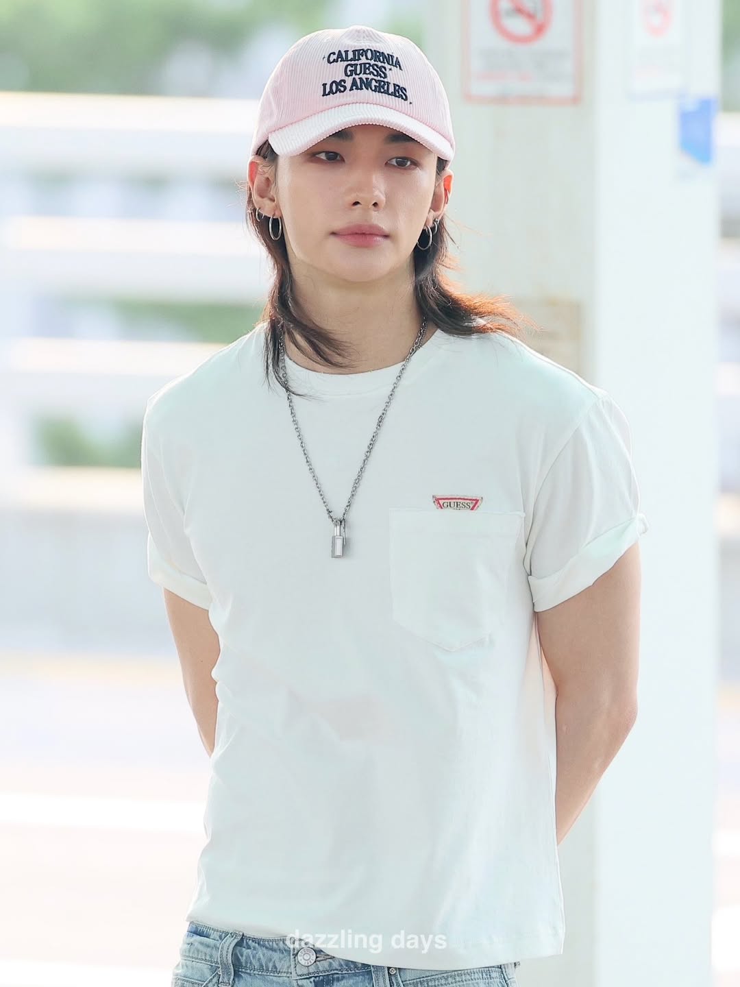 [Straykids Hyunjin Worn] GUESS Corduroy Cap