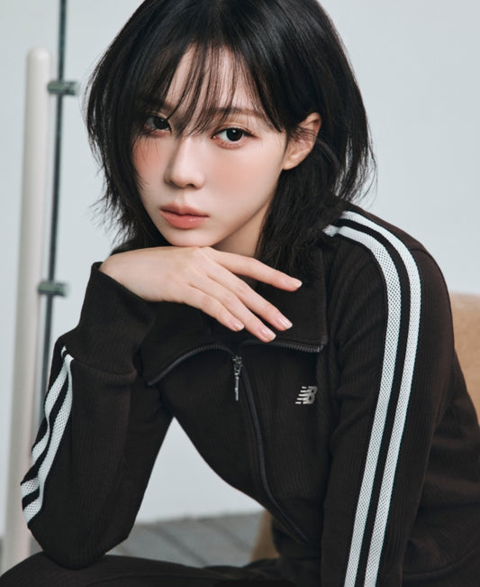 [Aespa Winter Pick] New Balance Women Track Golji Zip-Up (Slim Fit)