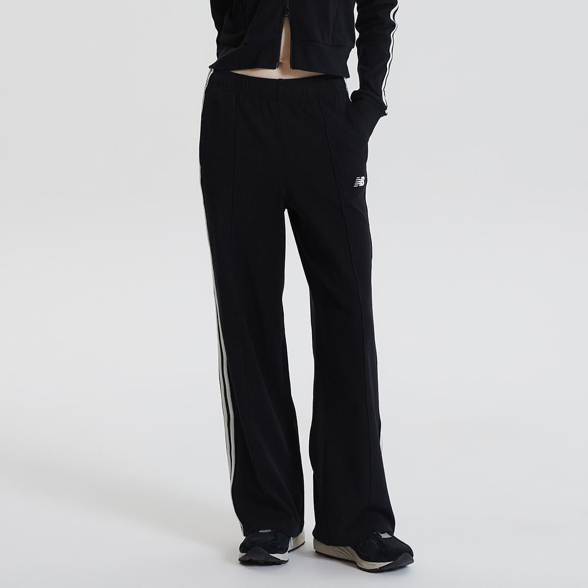 [Aespa Winter Pick] New Balance Women Track Golji Wide Pants
