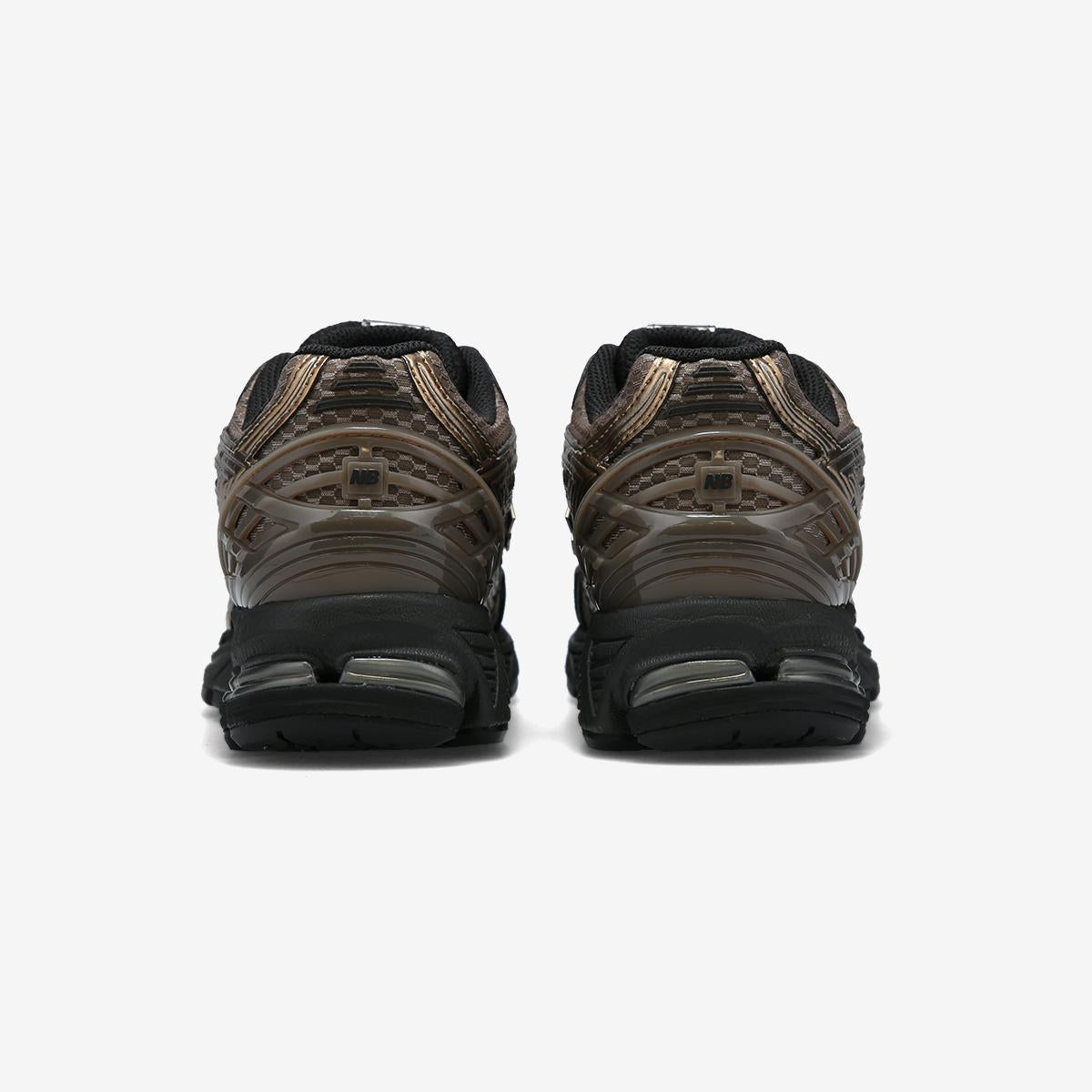 New Balance U1906R