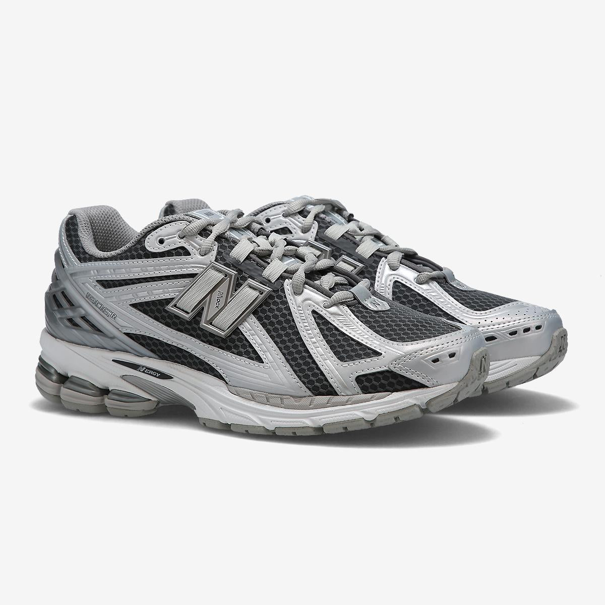 New Balance U1906R