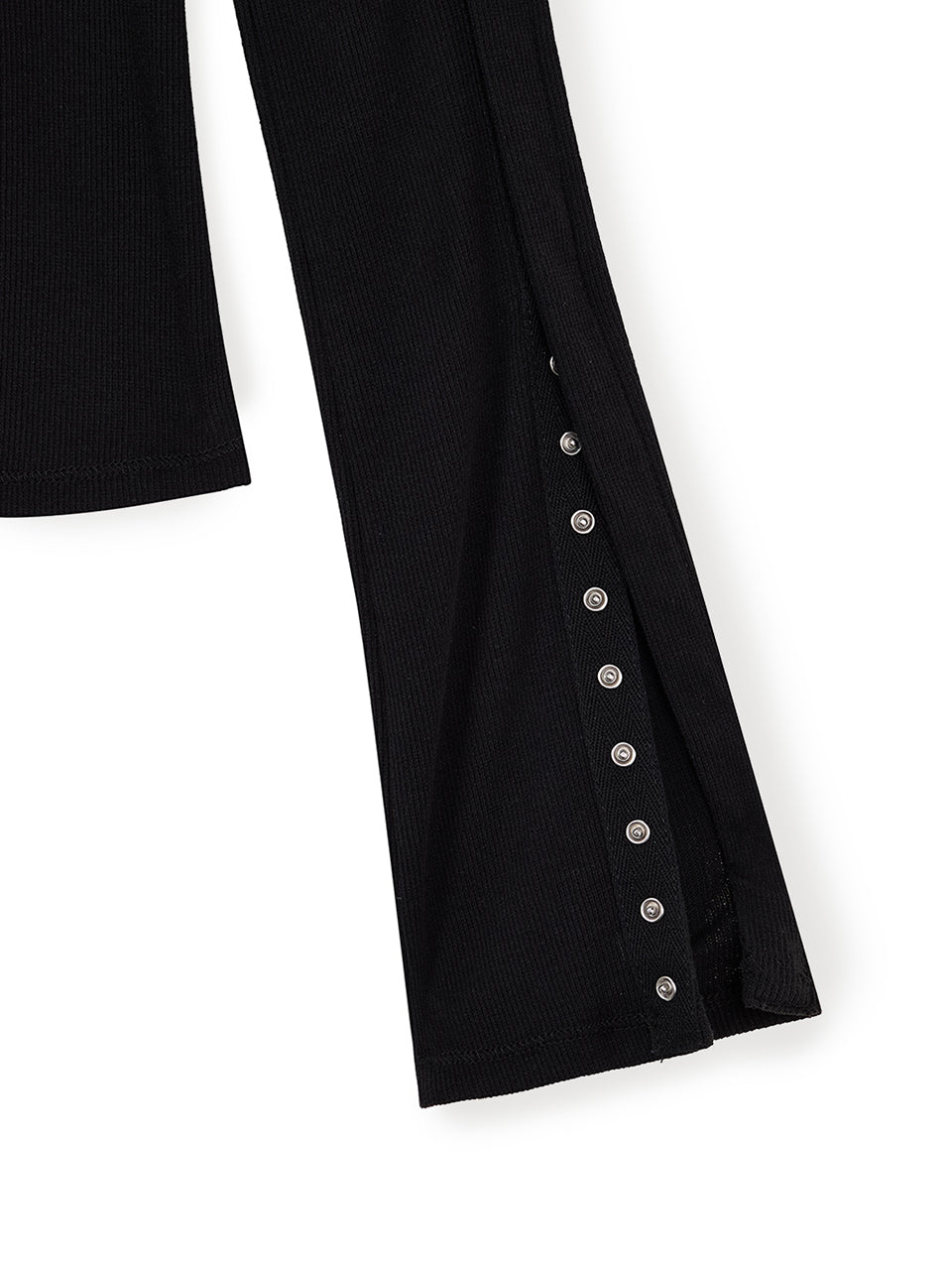 [Ive Leeseo Worn] Matin Kim Snap Detail Slim Top - Black