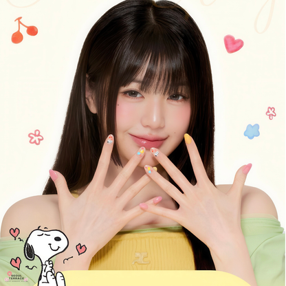 (IVE) Jang Wonyoung X Dashing Diva Peanuts Snoopy Magic Press Nails