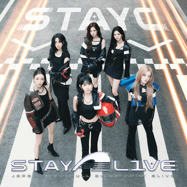 STAYC - JAPAN 1st Album [STAY ALIVE]