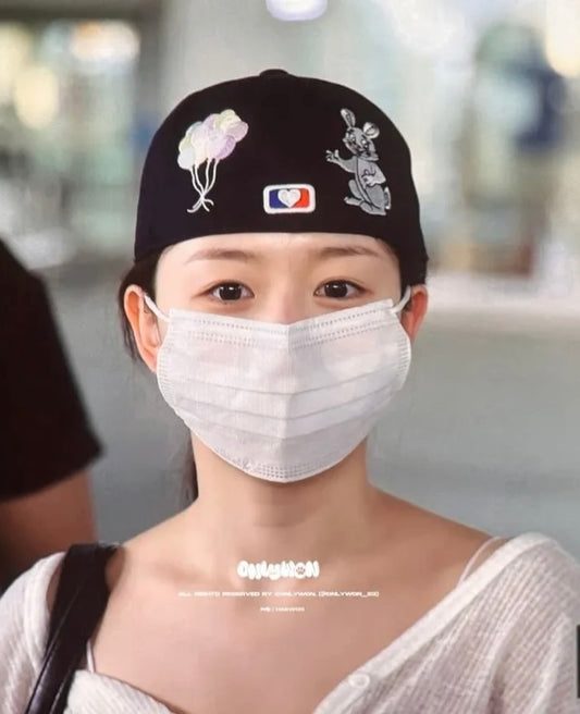 [Nmixx Haewon Worn] The Museum Visitor Rabbit Embroidery Cap