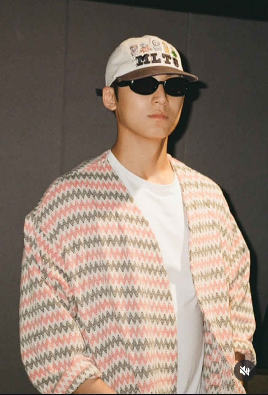 [Seventeen Mingyu Worn] Wai kei 5 Maltese Two-Tone Ball Cap