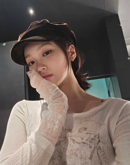 SCULPTOR Triple Lace Layered Tee Seen [Worn By Chaewon Le Sserafim]