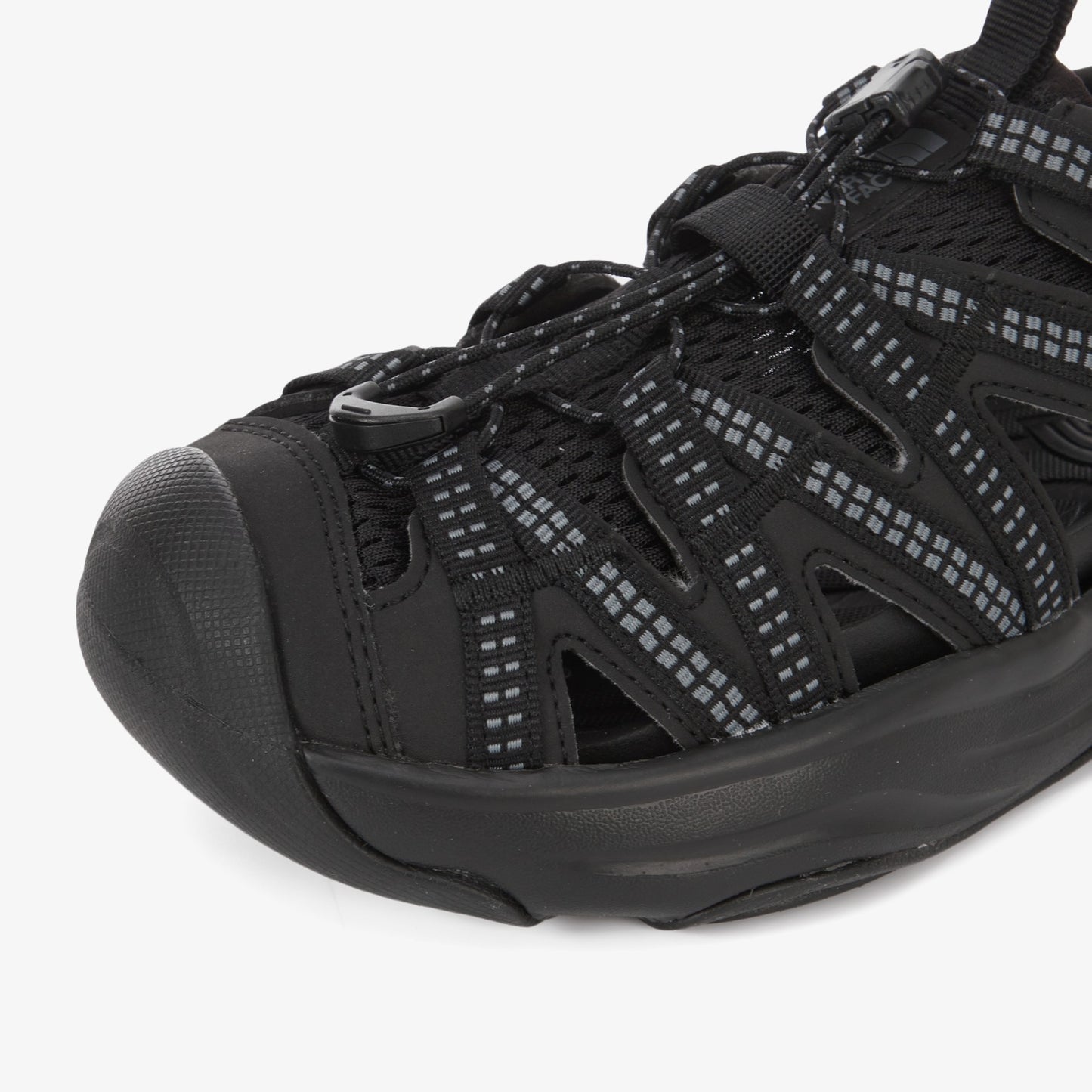 [Ive Leeseo Worn] The North face Fiord Sandals