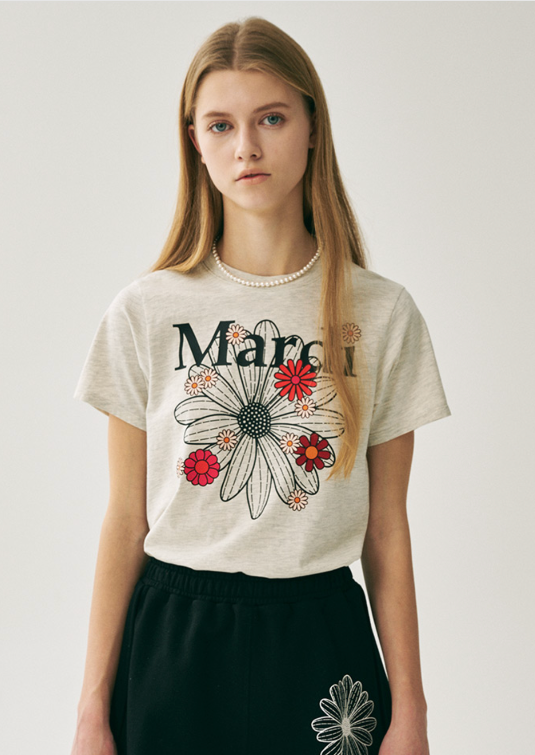 Mardi Mercredi – FLOWERMARDI BLOSSOM T-Shirt (Kim Go Eun