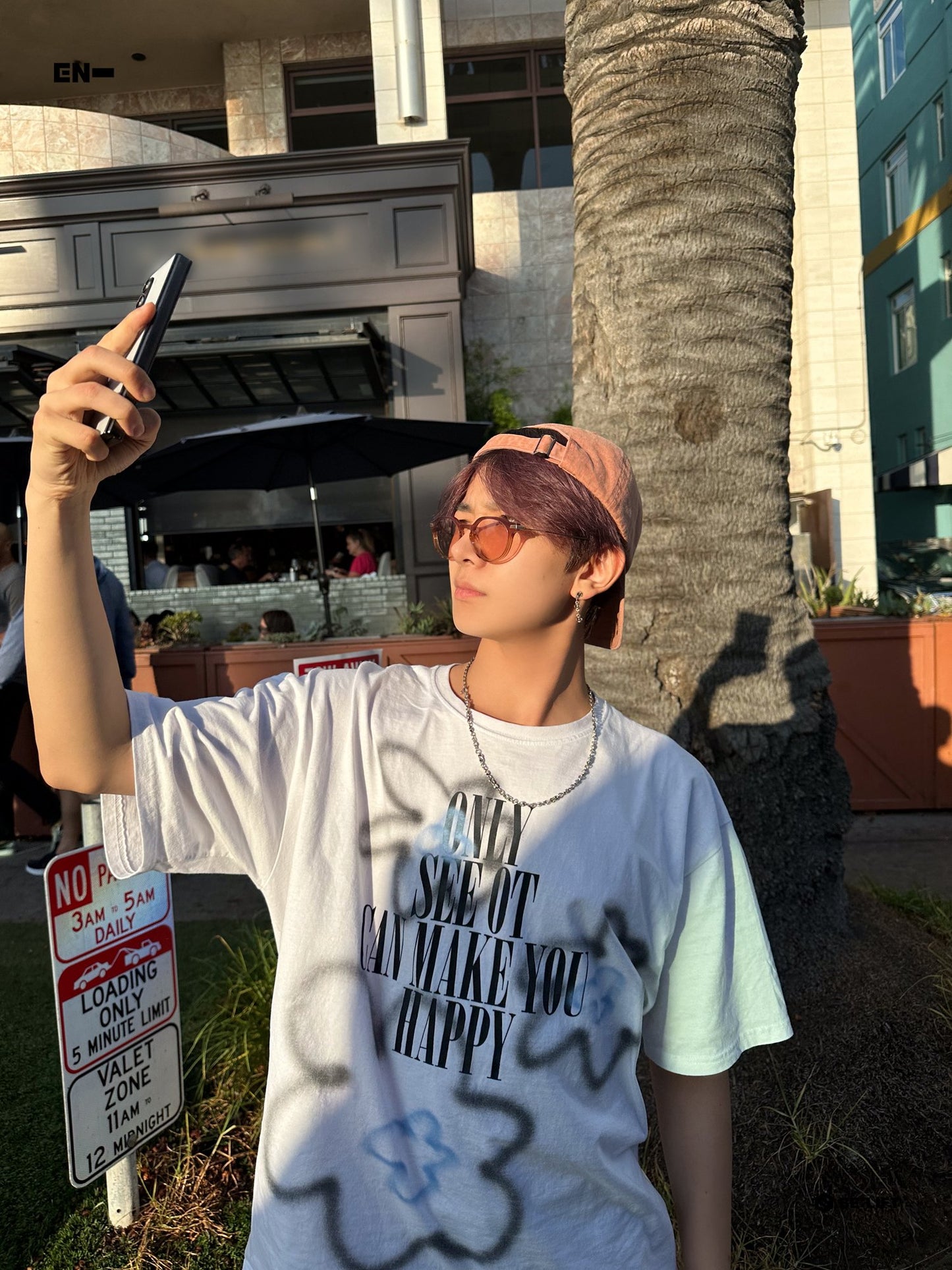 Raucohouse Flower Spray Print Over T-Shirt [White] – Worn by ENHYPEN Heeseung (FREE SIZE)
