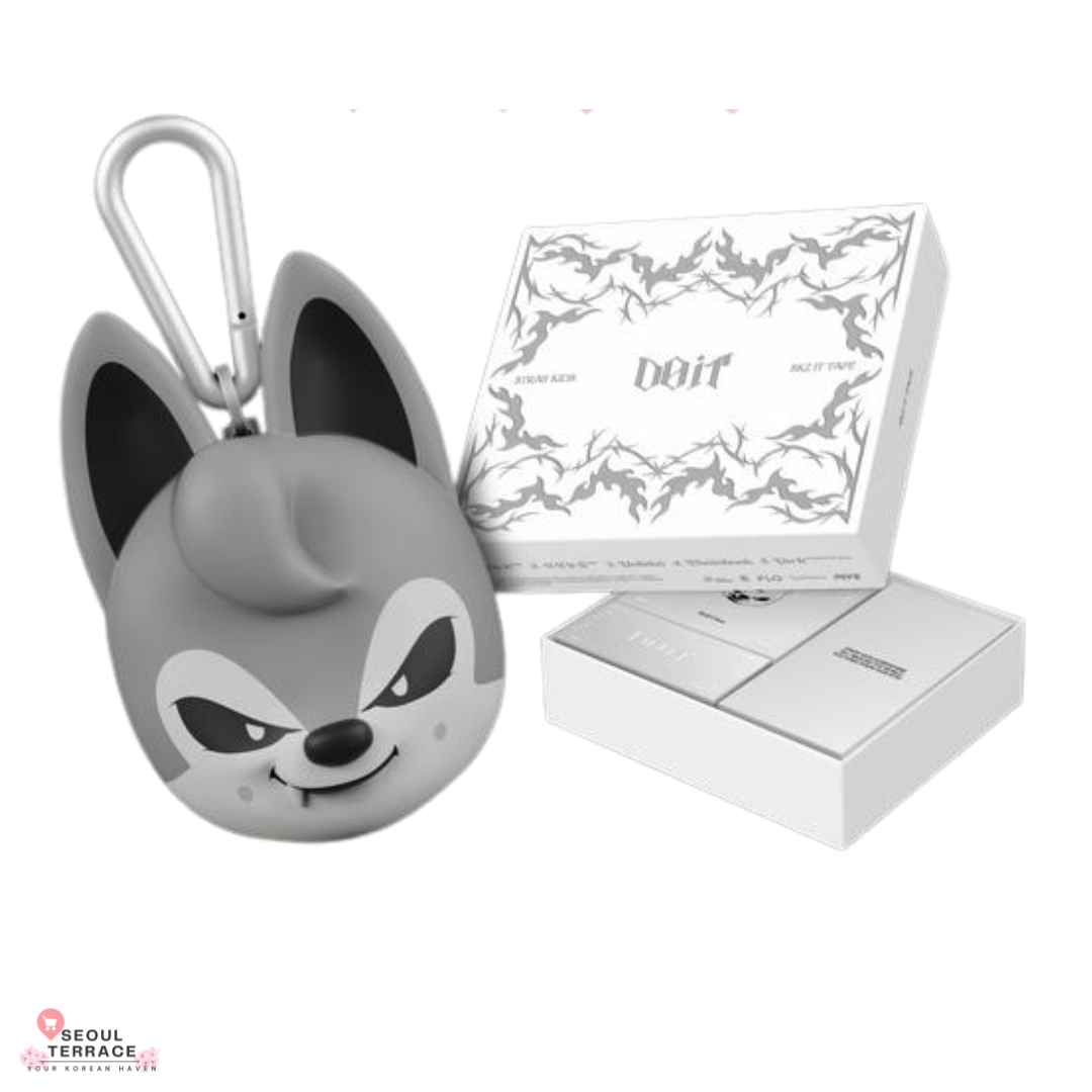 SKZ IT TAPE ‘DO IT’ (EVIL SKZOO SPEAKER VER.) Random