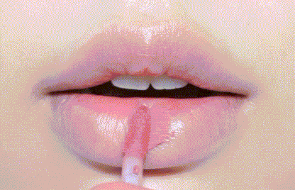 Too Cool for School Sway Lip Velvet