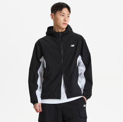 NEW BALANCE - Uni Flying Lightweight Hood Windbreaker