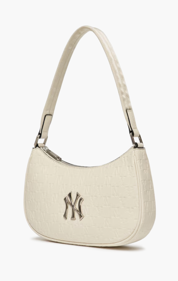 ☆送料・関税込☆MLB★Monogram Embo Hobobag★ハンドバッグ★ MLB Monogram Embo New York Yankees Hobo Bag Hand Bag NY Logo