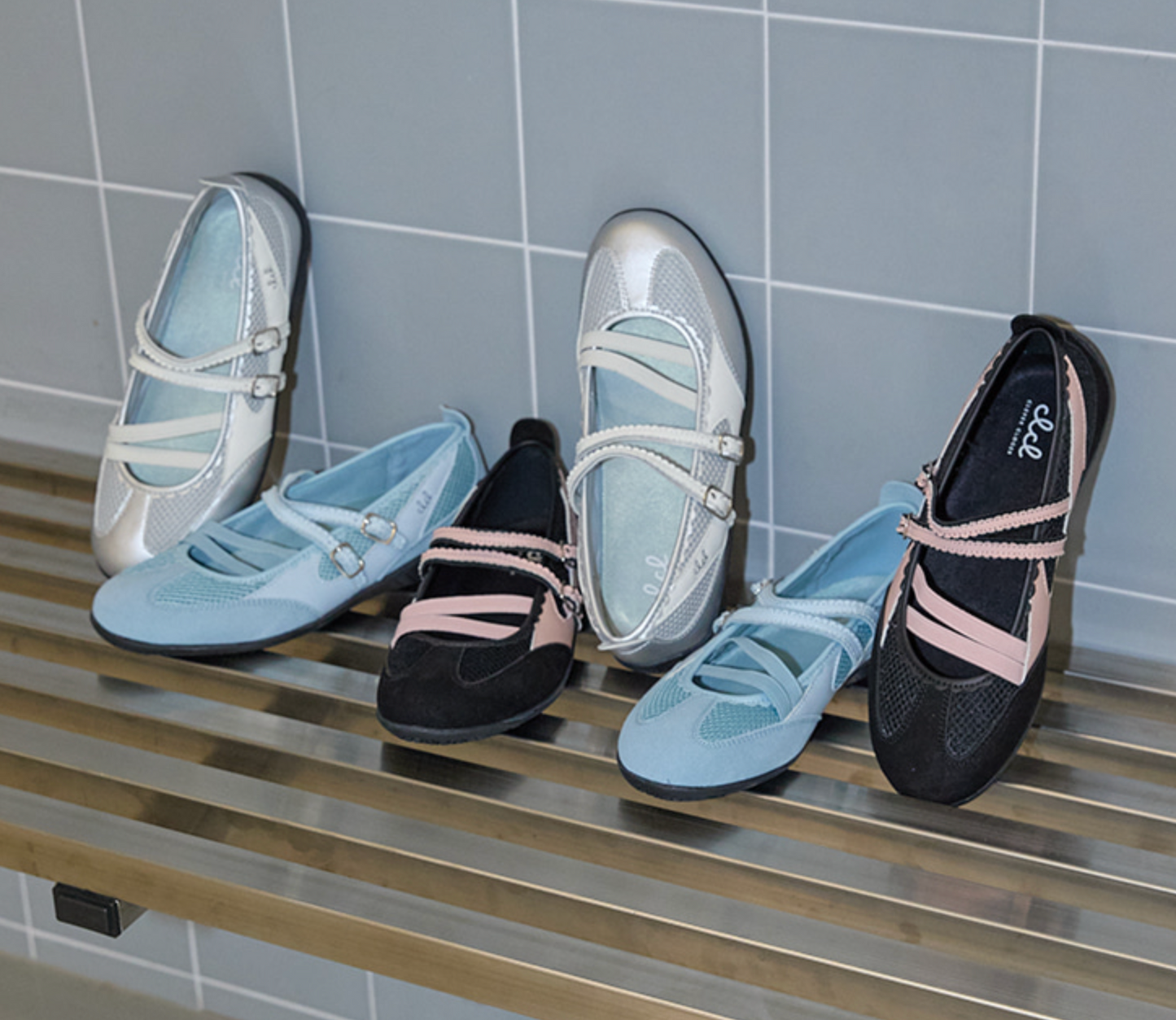 CLCL [CLEVER CLOGER] - Nudge Strap Flat Shoes (Silver)