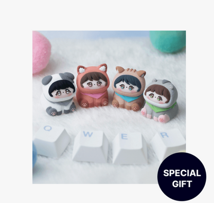 QWER - Born2Rock 2nd Anniversary Merch