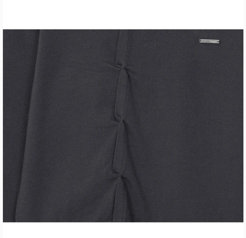 [Cho Yi-hyun Pick] Miseki Seoul Origami Pleats Knit Top