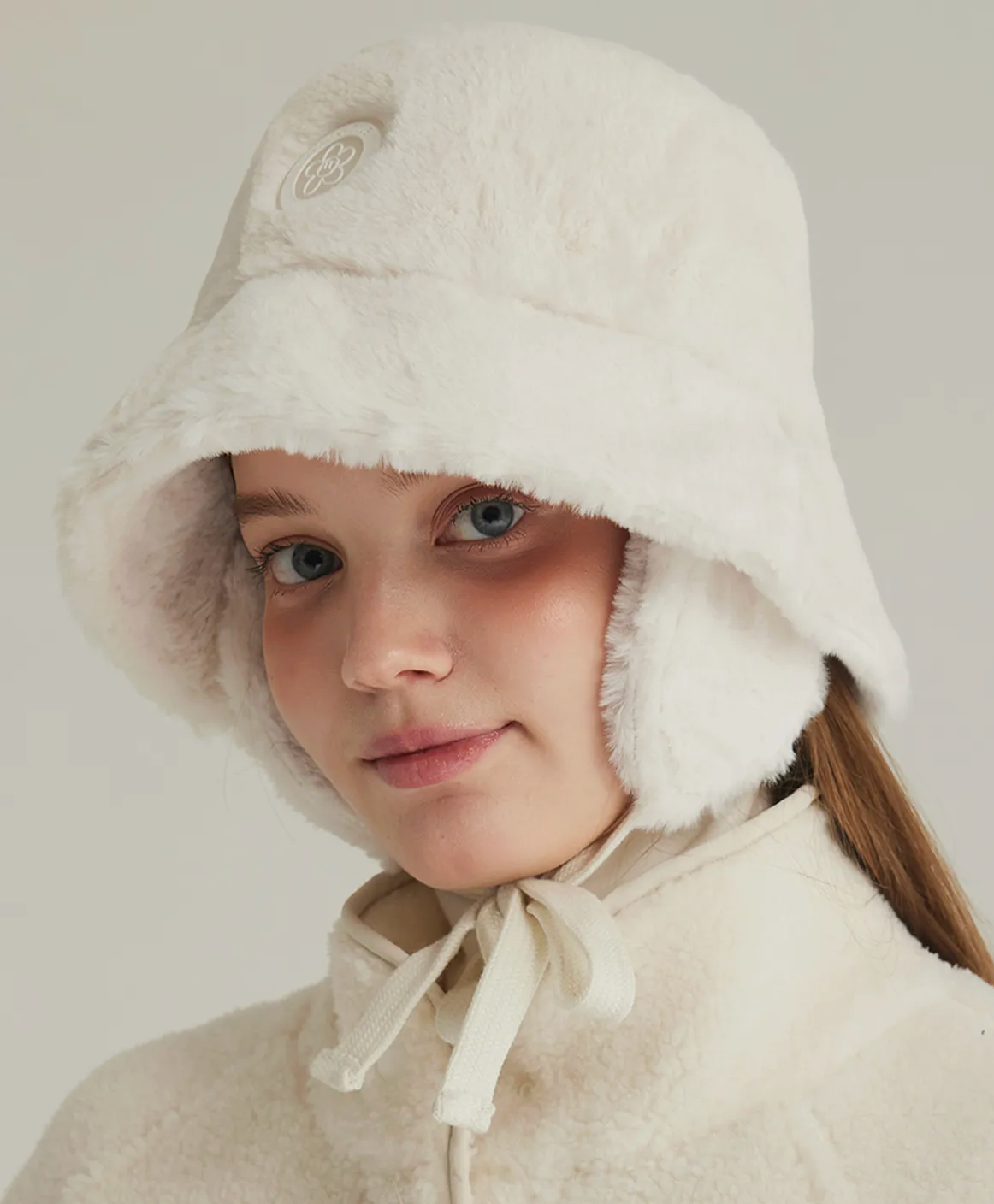 MACKY MINK TENDER Bucket Hat - Ivory