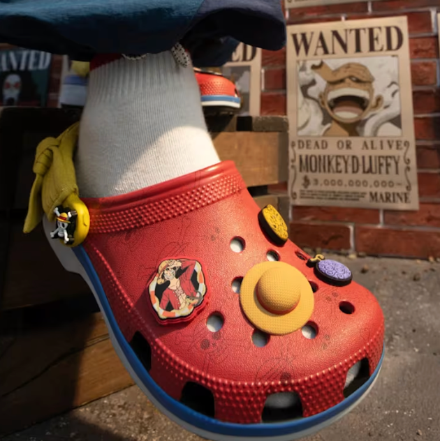 CROCS x ONE PIECE - Luffy Classic Clogs