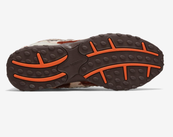 New Balance U204L3Z7 &  U204L8JF Sneakers