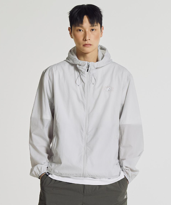 [Aespa Winter Pick] New Balance Air Packable Windbreaker