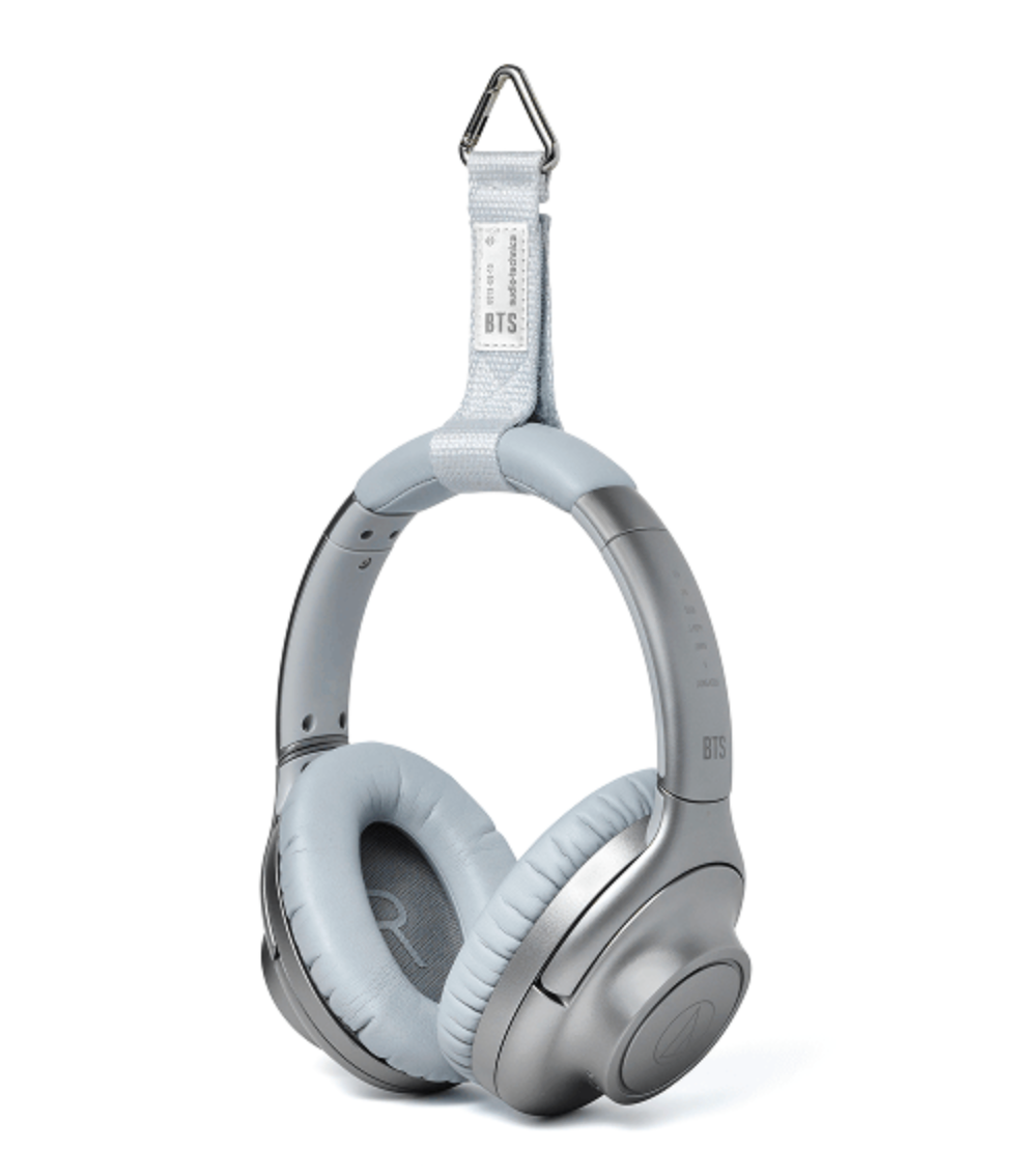 BTS x Audio Technica - Turntable (AT-LP60XBT BTS EX) & Bluetooth Headphones