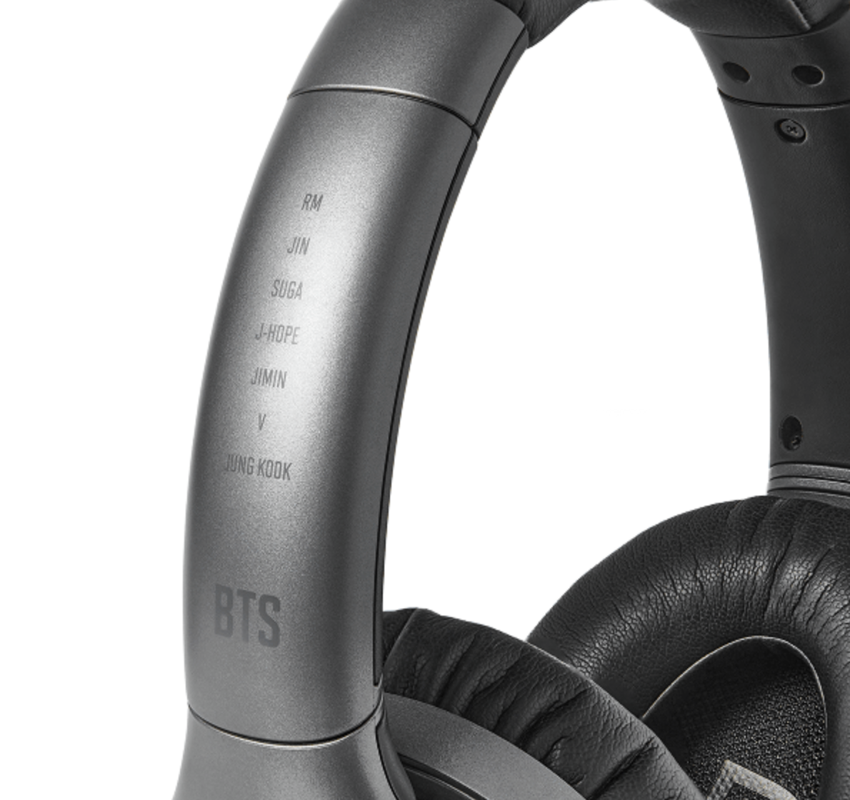 BTS x Audio Technica - Turntable (AT-LP60XBT BTS EX) & Bluetooth Headphones