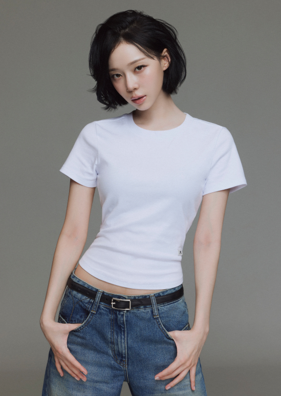 [Aespa Winter Worn] New Balance Women Essential Fitted Short Sleeve Tee (Slim Fit)
