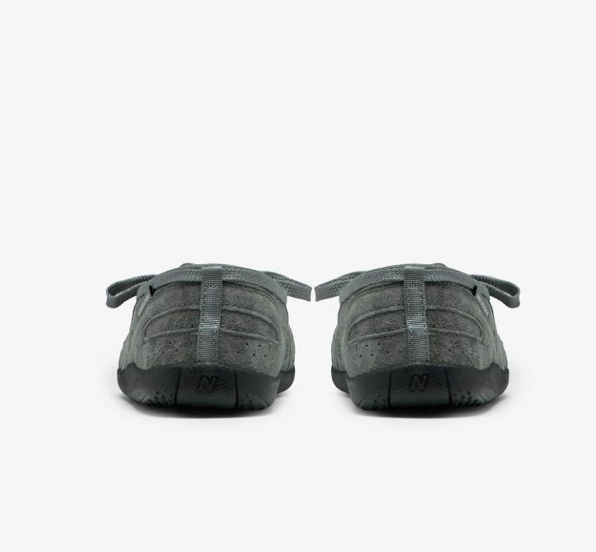 NEW BALANCE 26FW FLAT BREEZE