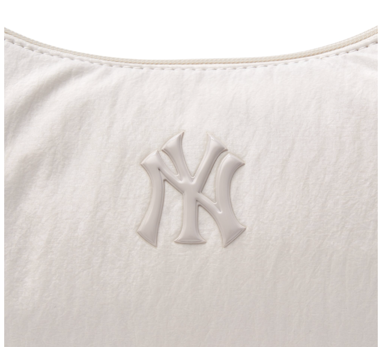 [Karina's Outfit] Basic Athleisure Hobo Bag (New York Yankees / Cleveland Guardians )