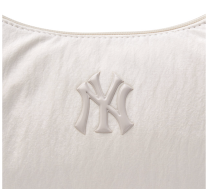 [Karina's Outfit] Basic Athleisure Hobo Bag (New York Yankees / Cleveland Guardians )