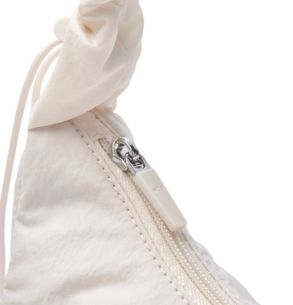 [Karina's Outfit] Basic Athleisure Hobo Bag (New York Yankees / Cleveland Guardians )