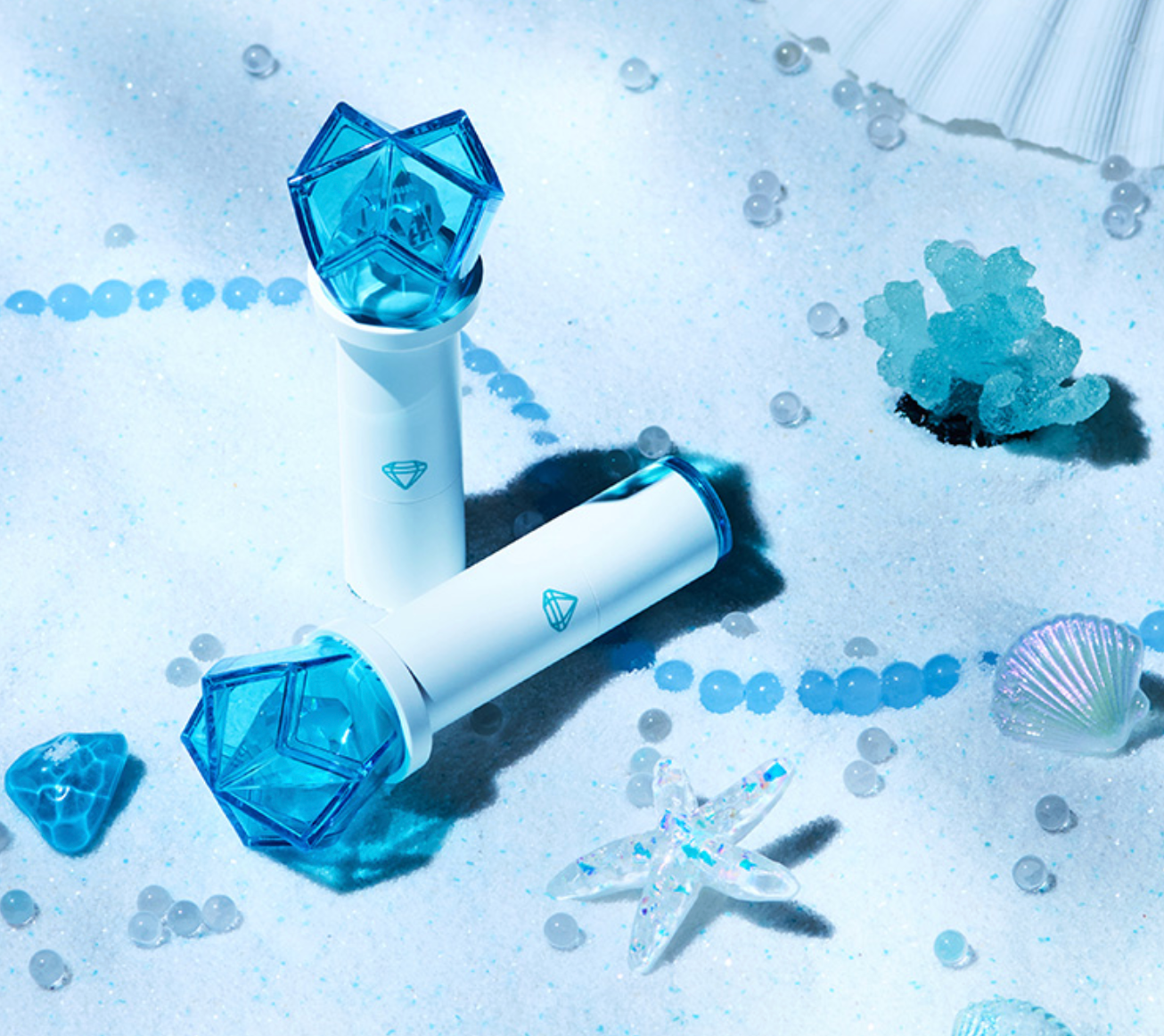 SM TOWN - FAN SIGNAL LIP BALM (SUPER JUNIOR | GIRLS' GENERATION | SHINEE | RIIZE )