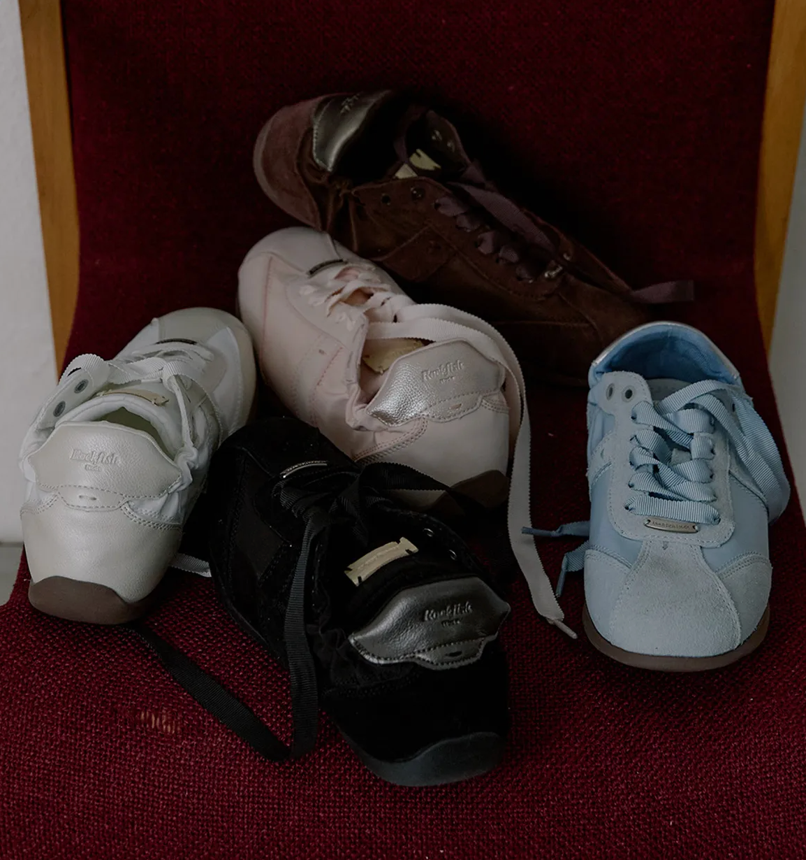 ILLIT x ROCKFISH WEATHERWEAR - SCRUNCH FLAT SNEAKERS