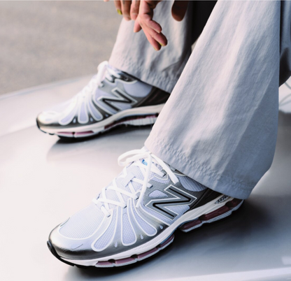 NEW BALANCE ABZORB 1890 Sneakers