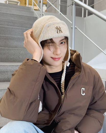 [TWS Youngjae Worn] MLB Vintage Bocashi Earflap Beanie Boston Red Sox