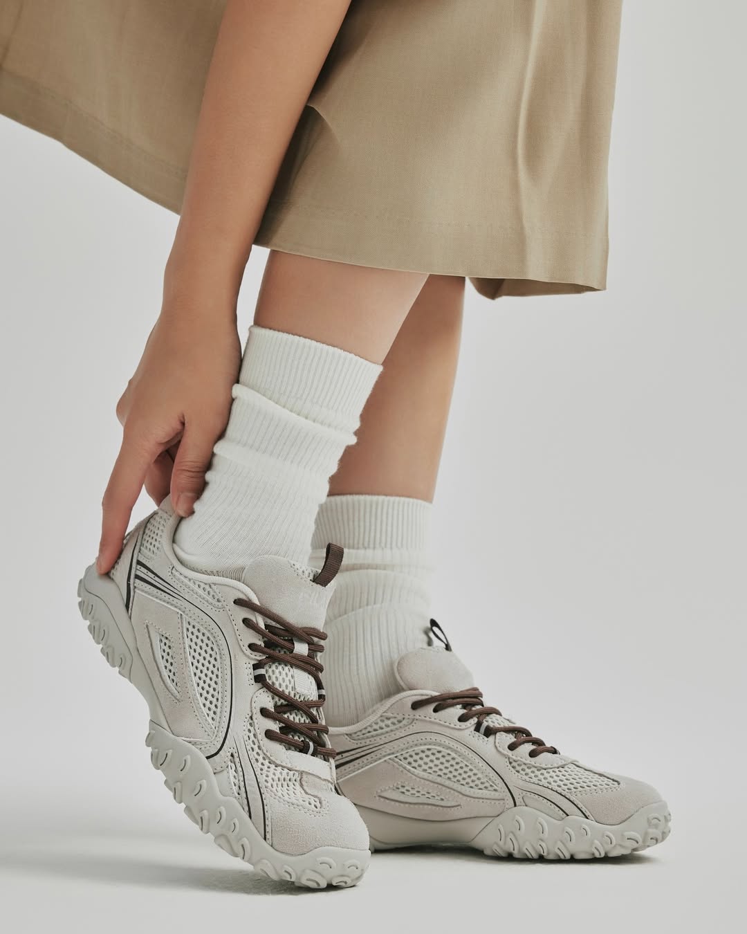 Han So-Hee X Fila Echappe LX Shoes