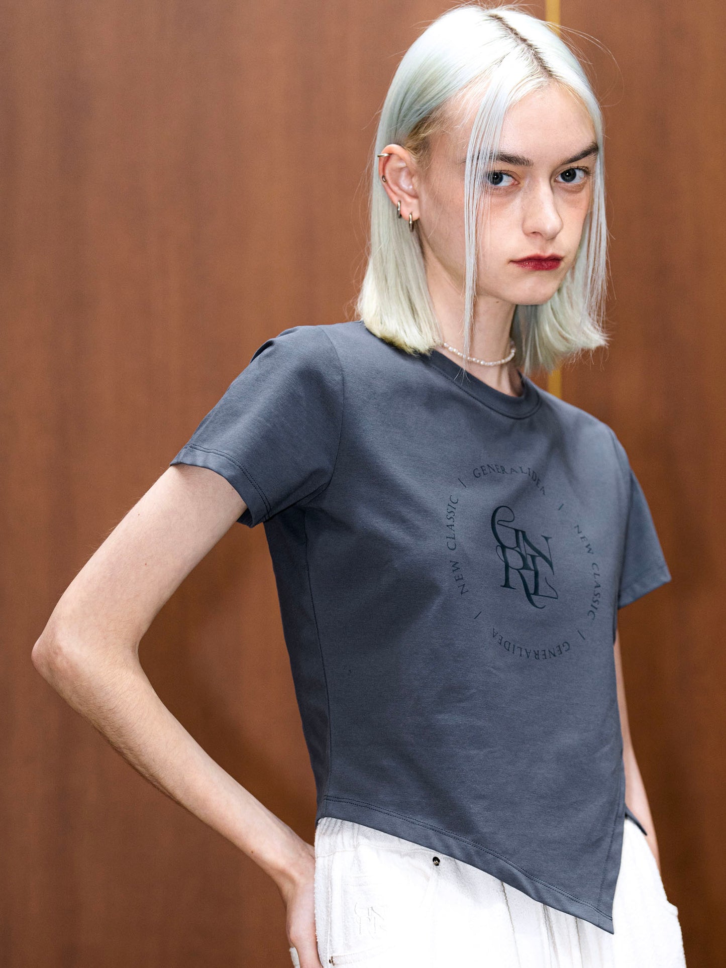GENERAL IDEA -  WOMAN GNRL Unbalanced Silk Span Short Sleeve T-shirt [DUST BLUE]